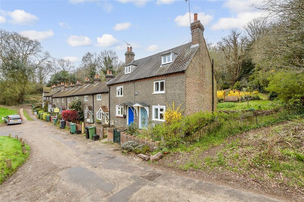 Property photo 1 of 14 External (Web)