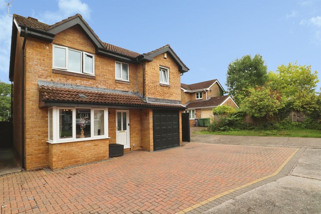Property photo 1 of 24