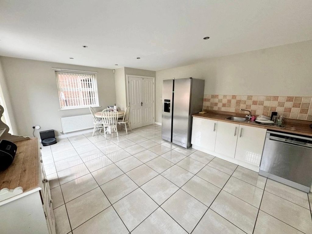 Property photo 3 of 11 Untitled-1.Png