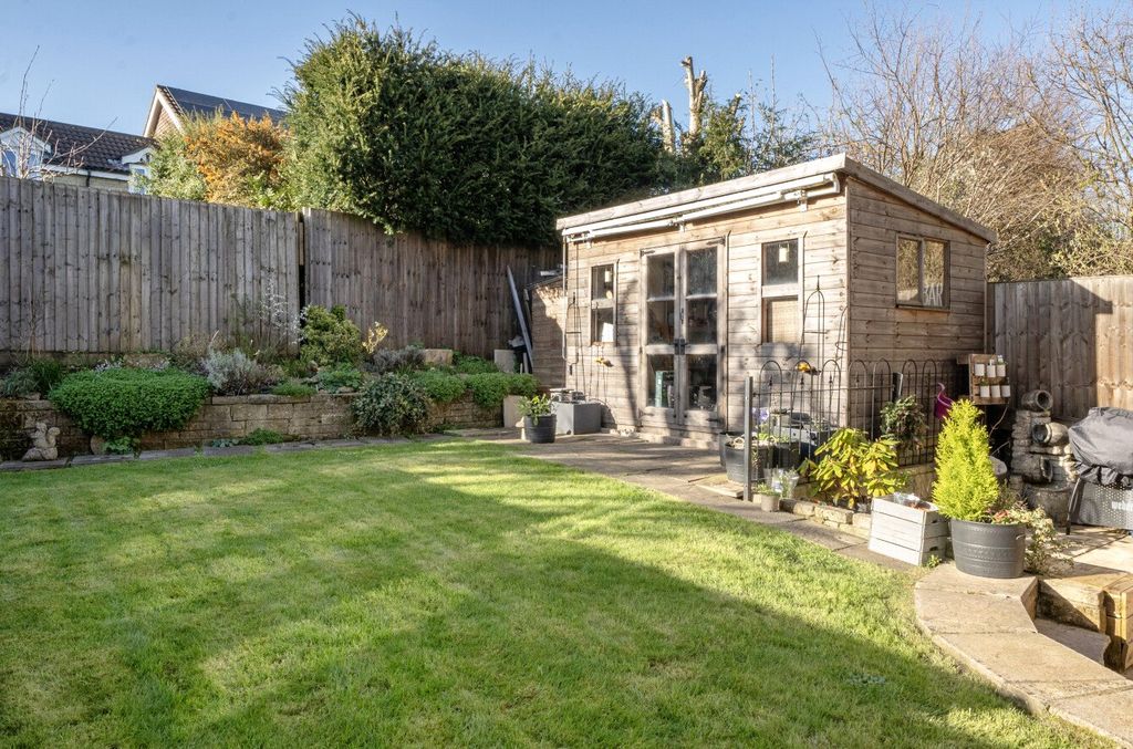 Property photo 2 of 18 Rear Garden