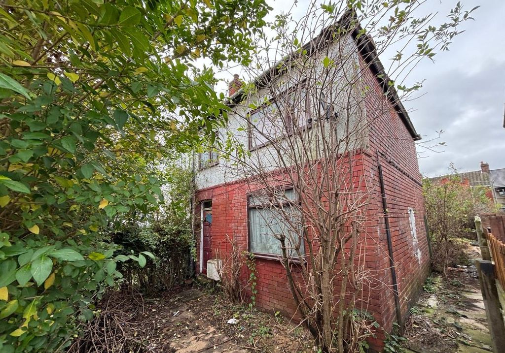 Property photo 1 of 3