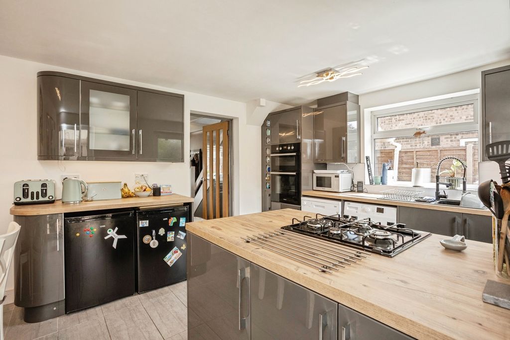 Property photo 2 of 17 Kitchen-Diner