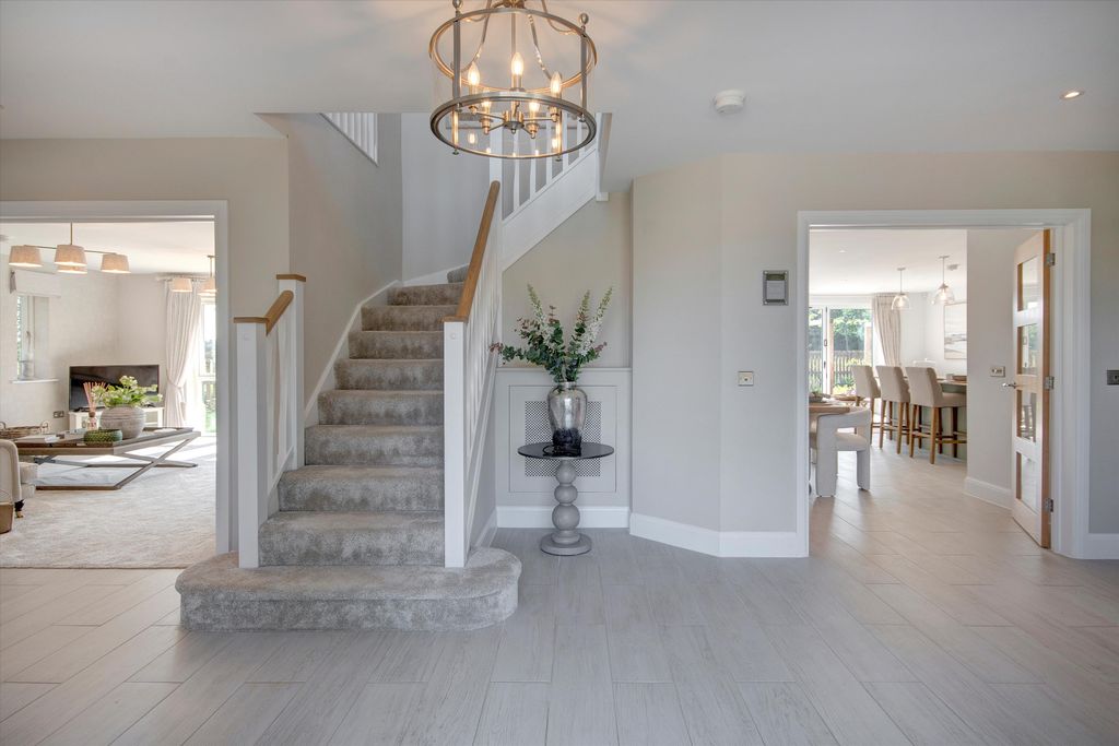 Property photo 3 of 30 Image