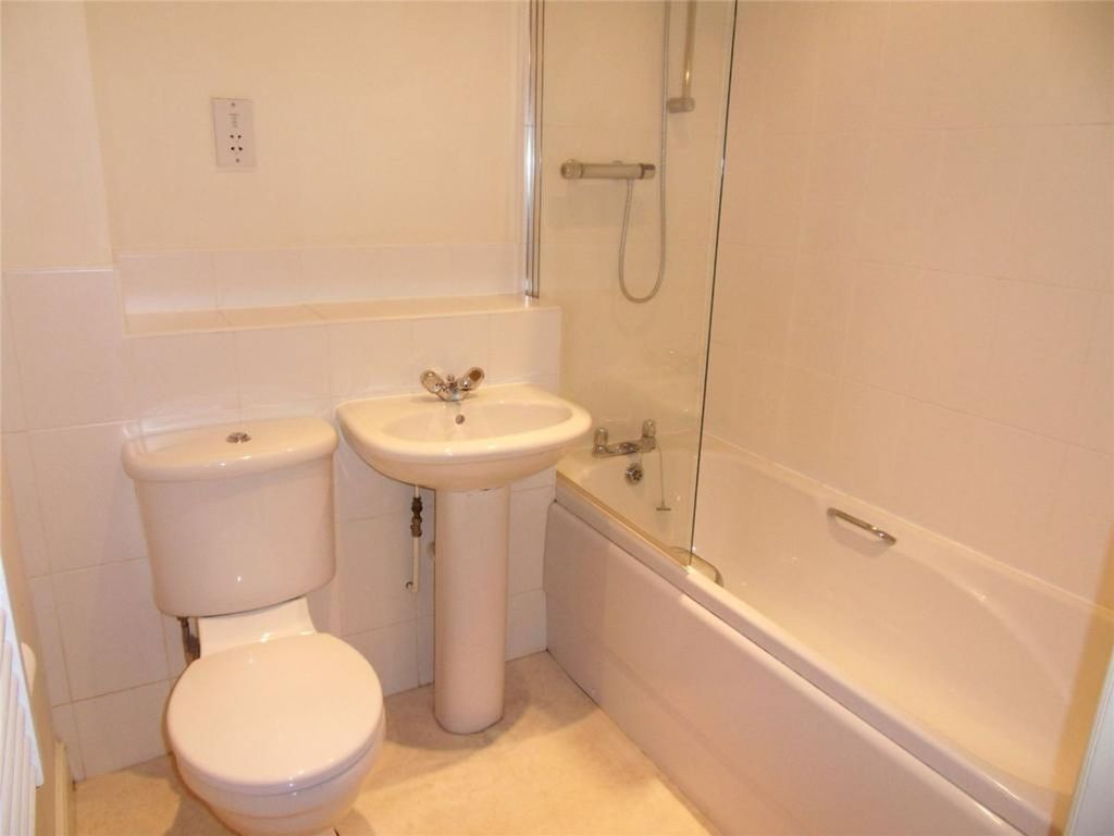 Property photo 2 of 6
