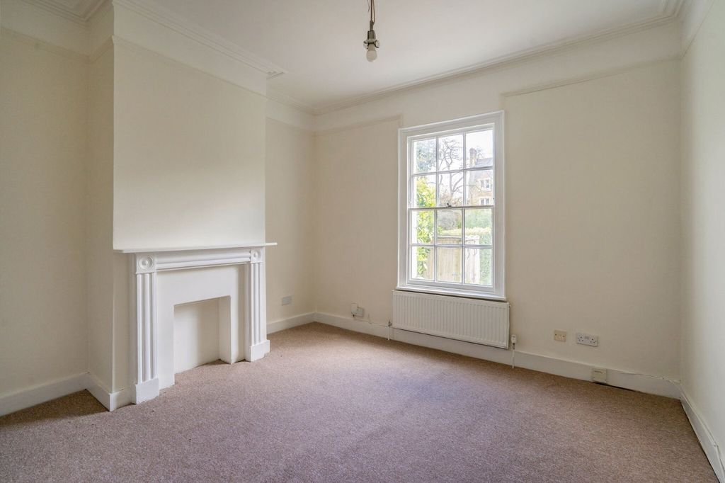 Property photo 3 of 14 Picture No. 24