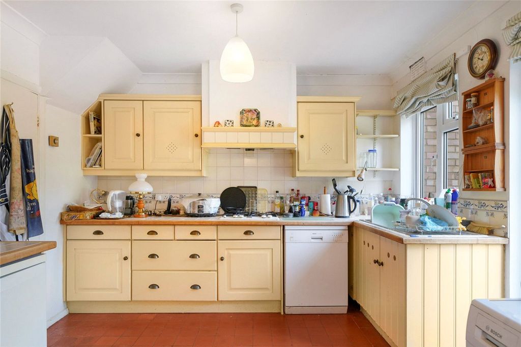 Property photo 2 of 15 Picture No. 10
