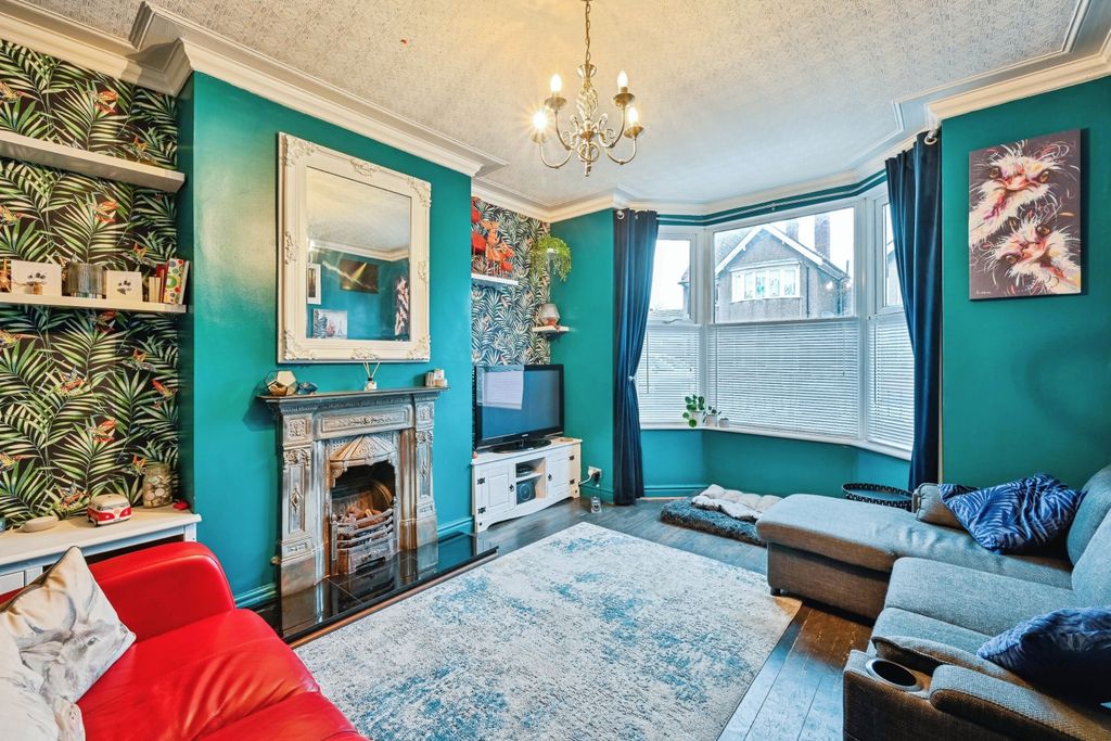 Property photo 3 of 20 Gcg-3