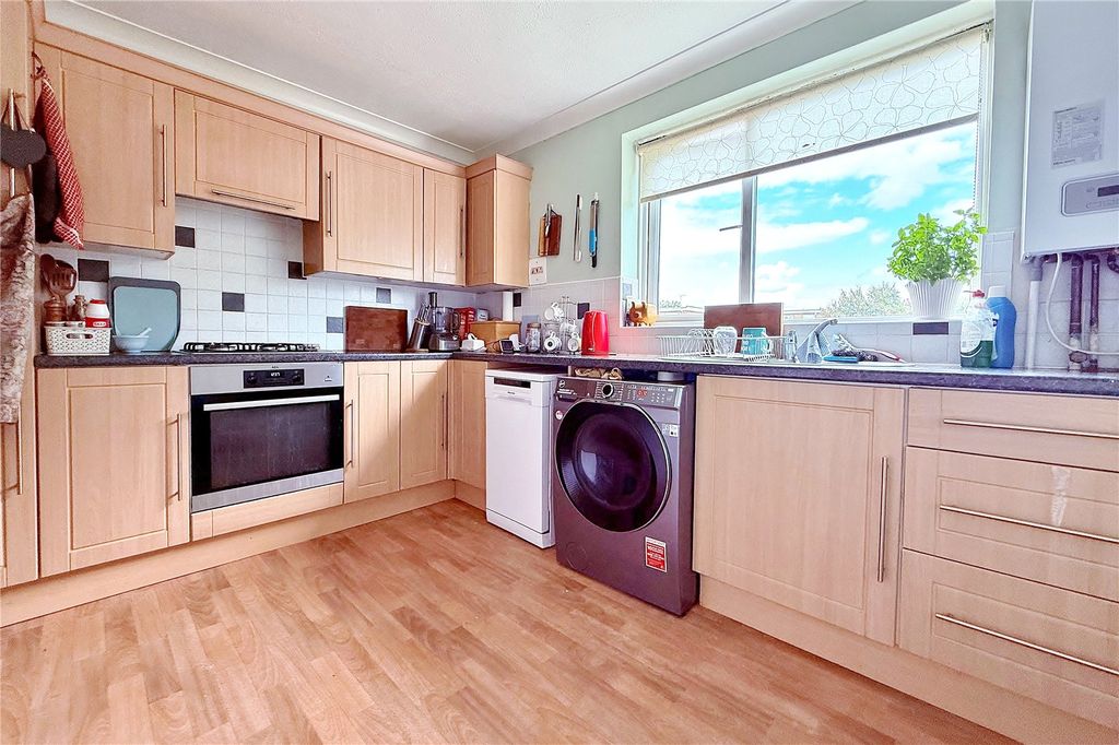 Property photo 3 of 10 Picture No. 09