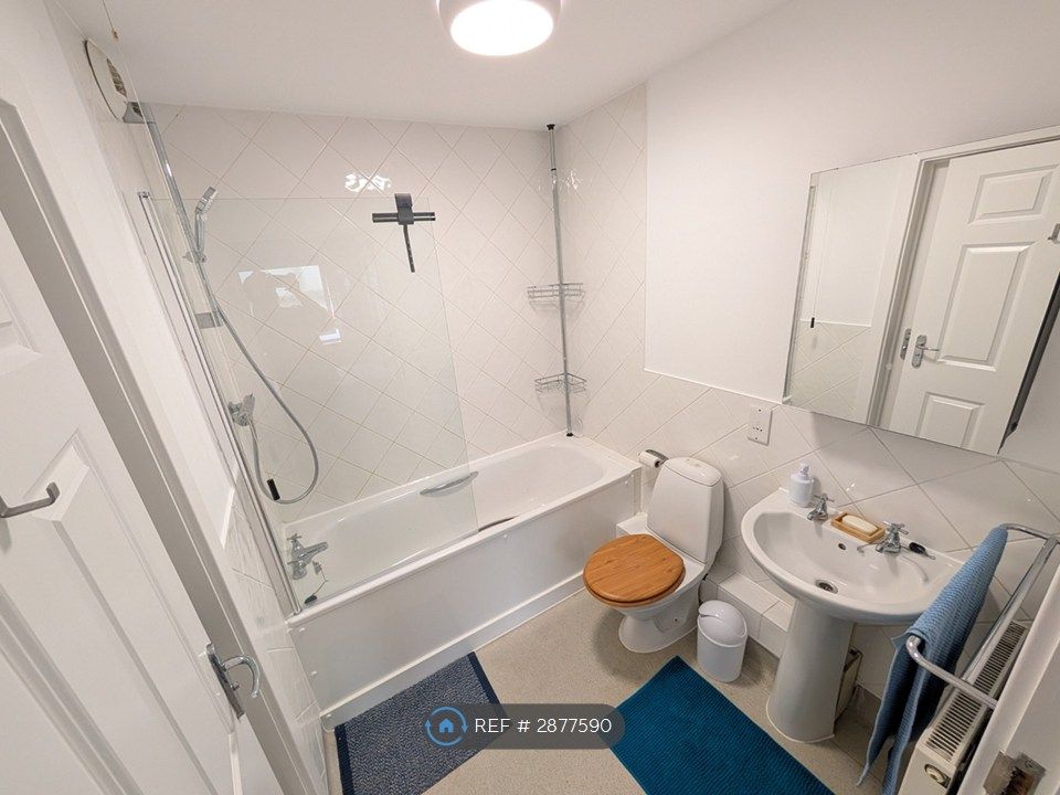 Property photo 3 of 4