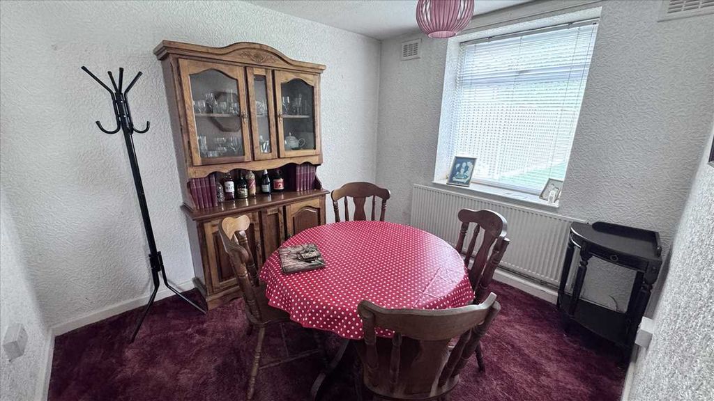 Property photo 3 of 12 Dining Room