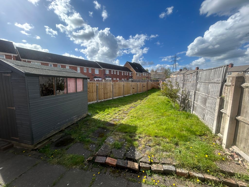 Property photo 3 of 7 Garden