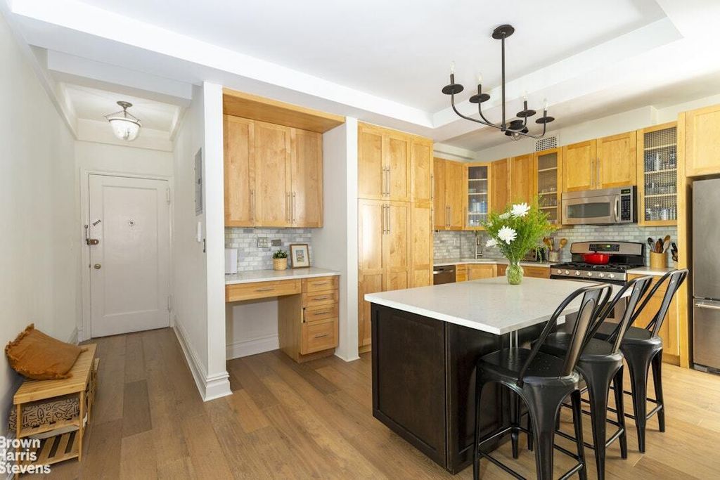 Property photo 3 of 8 <Alttext/>