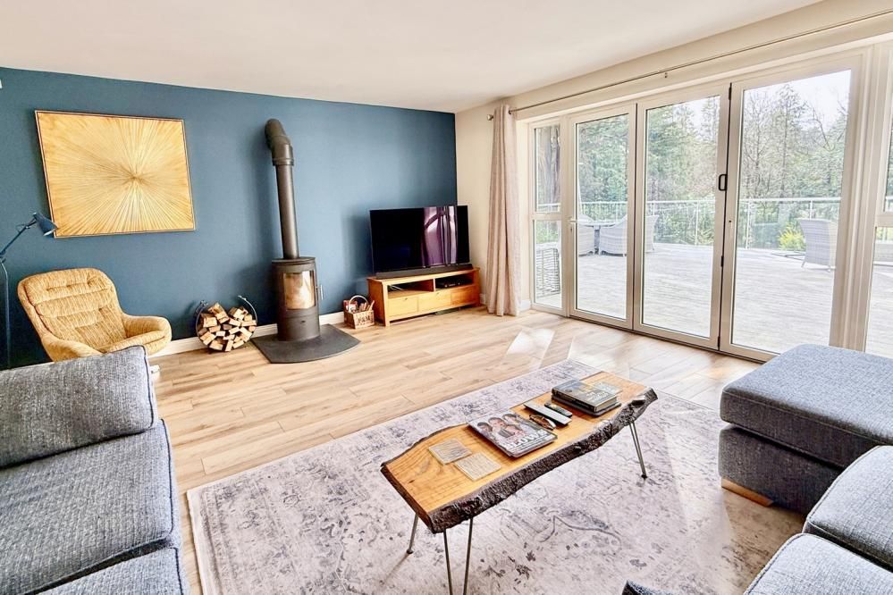 Property photo 3 of 36 Gallery