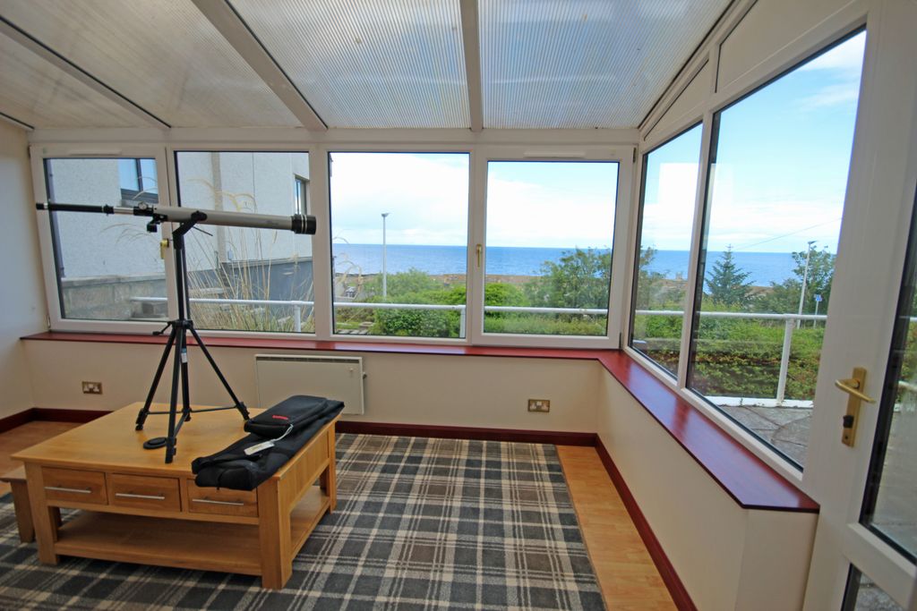 Property photo 3 of 30