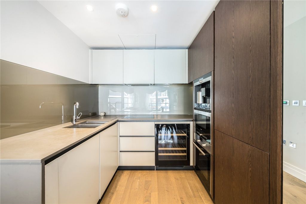 Property photo 3 of 13 Picture No. 12