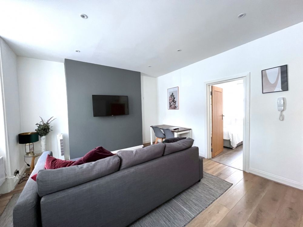 Property photo 1 of 4