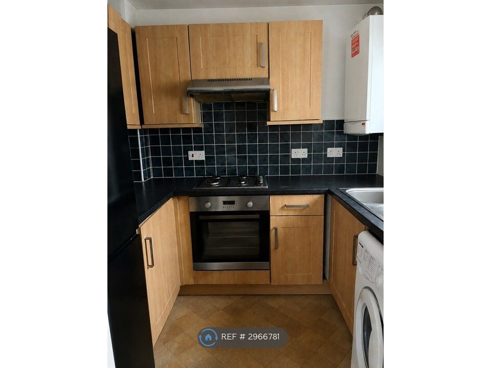 Property photo 3 of 8