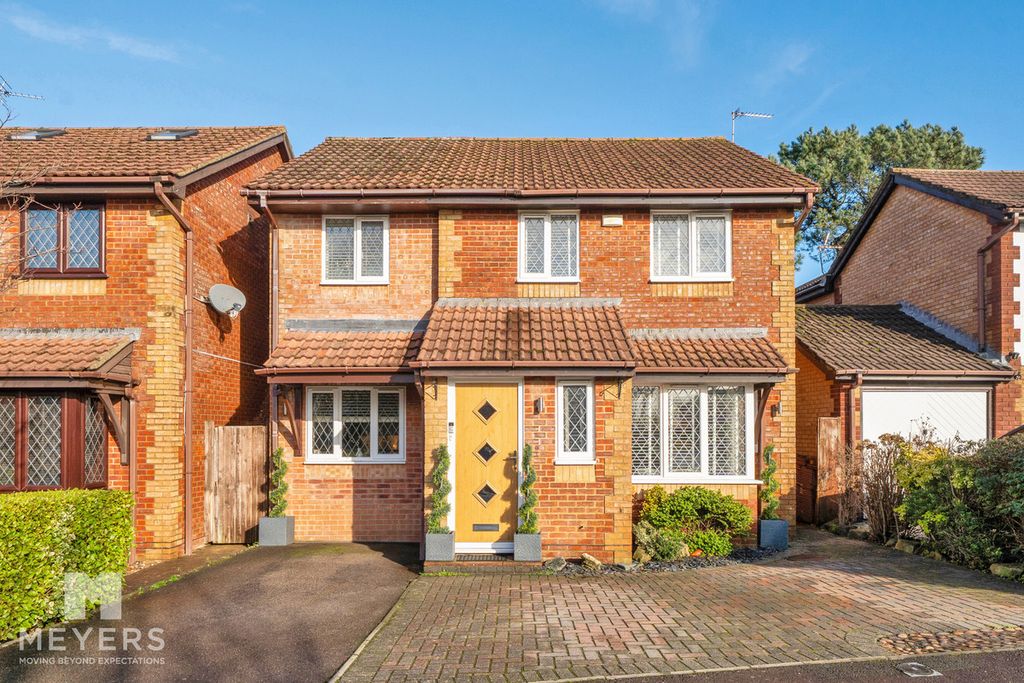 Property photo 1 of 18