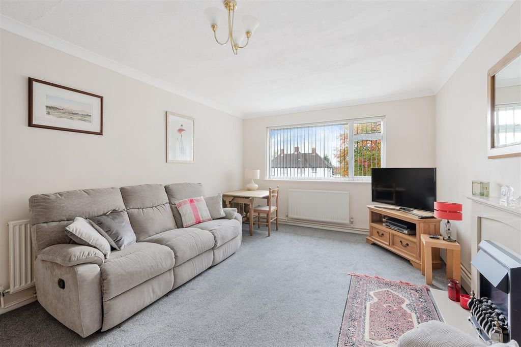 Property photo 3 of 16 Nork Way, 146 (13).Jpg