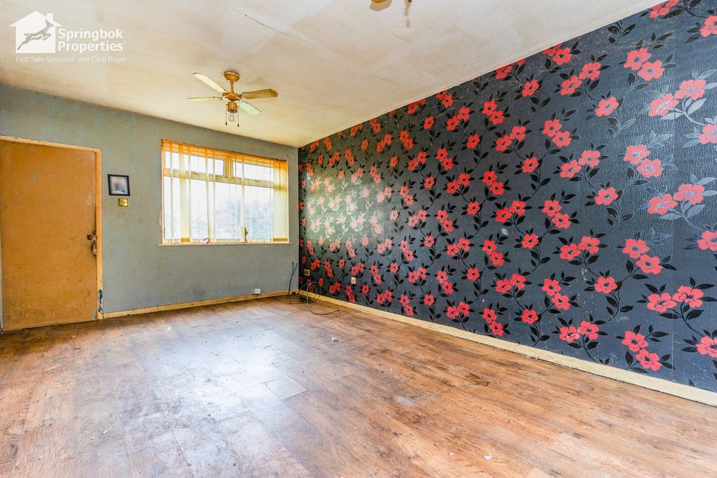 Property photo 2 of 13 Image 2