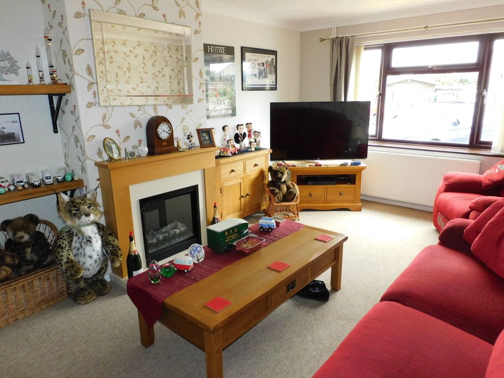 Property photo 2 of 18