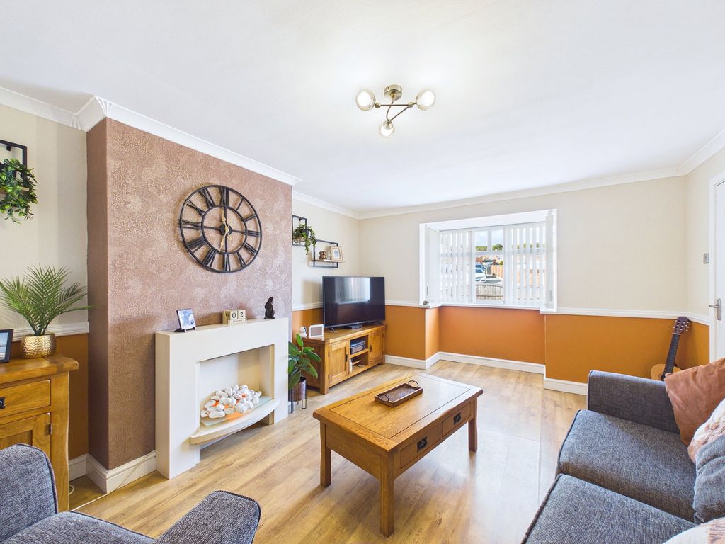 Property photo 2 of 23