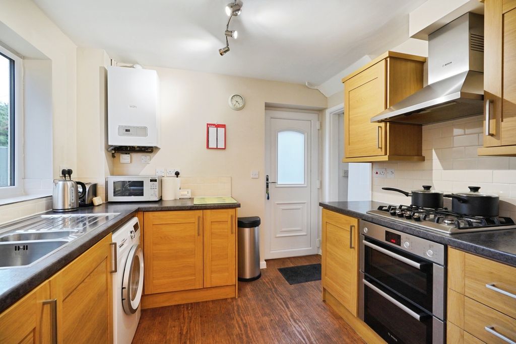 Property photo 2 of 18 Photo