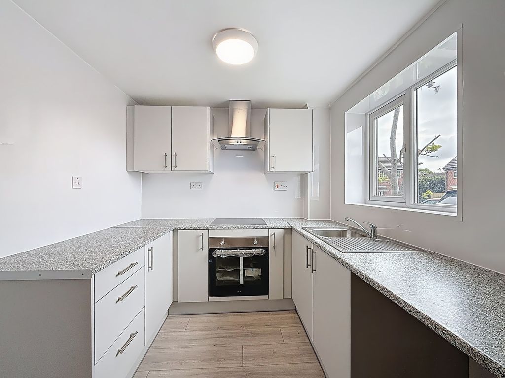Property photo 1 of 15 Kitchen