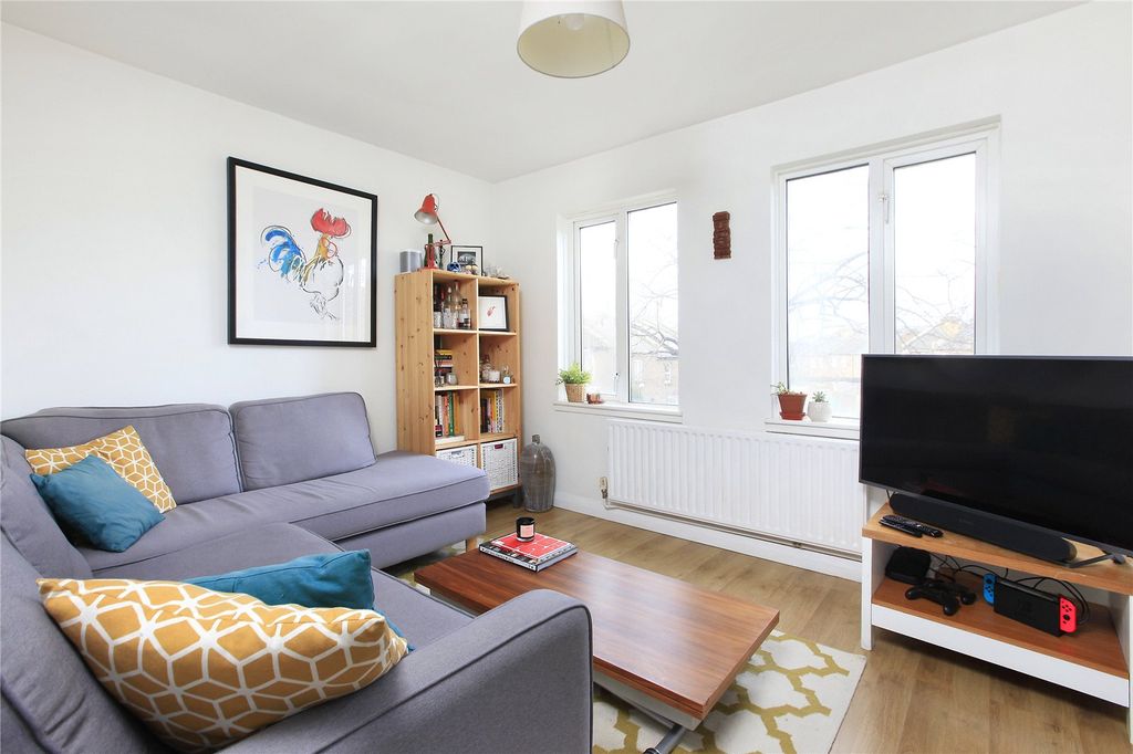 Property photo 2 of 13