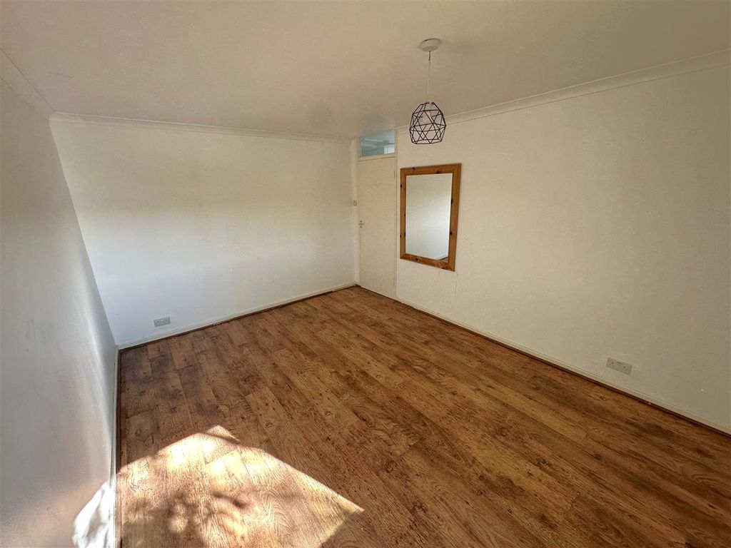 Additional image 11 of 3 bed flat for saleOrkney Walk, Corby NN17