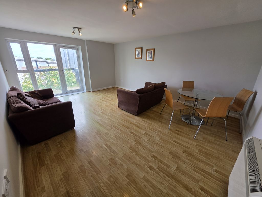 Property photo 2 of 12 Gallery