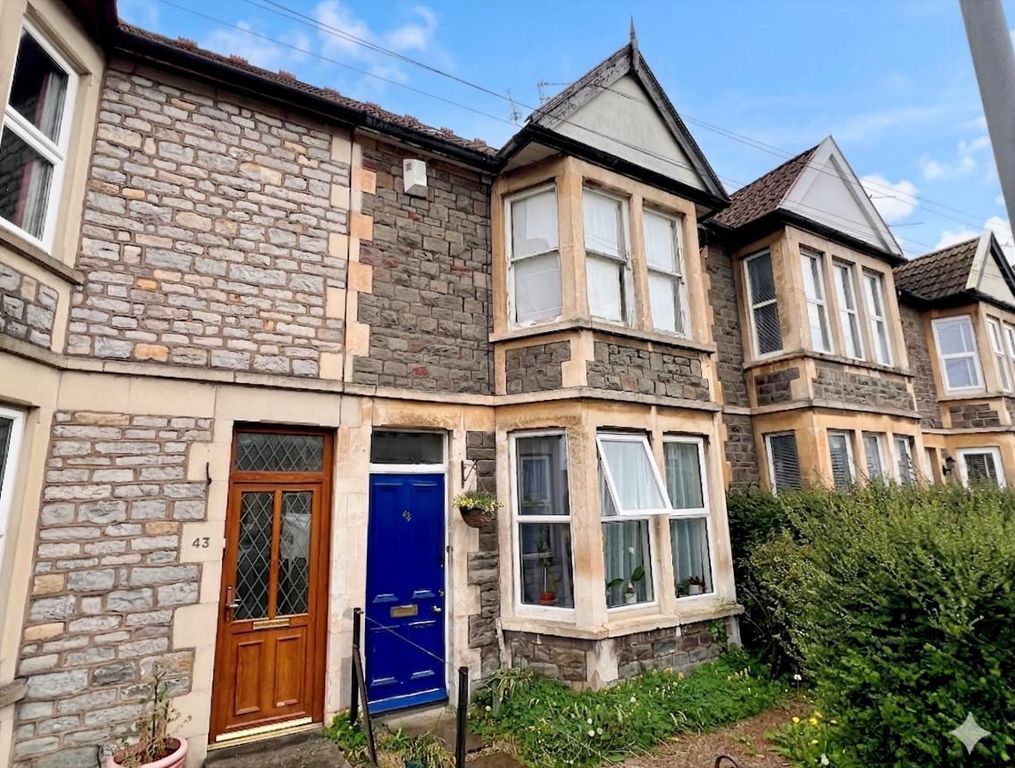 Property photo 1 of 11 1 - Two Bedroom Flat For Auction, Keynsham.Png