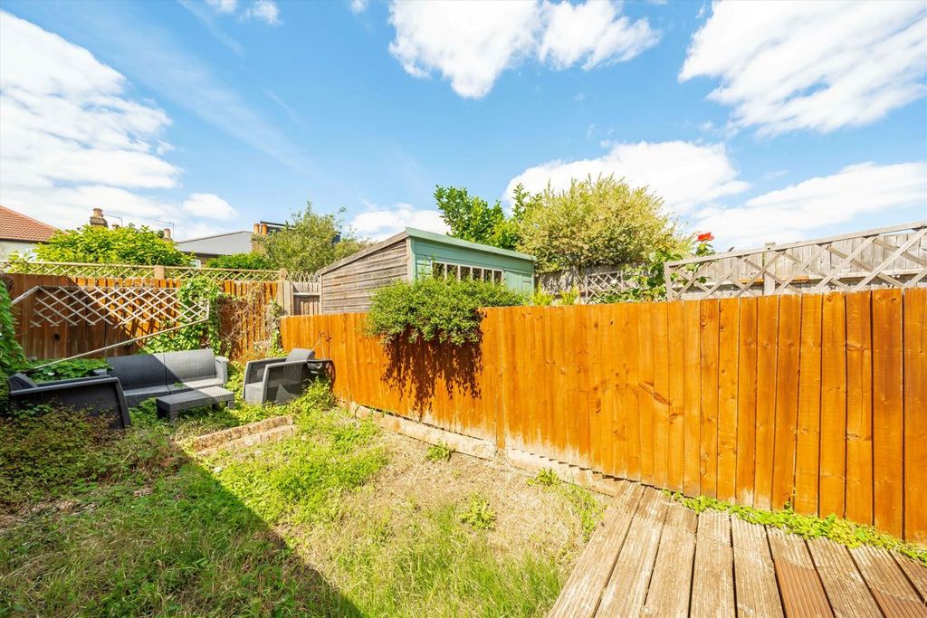 Property photo 2 of 5