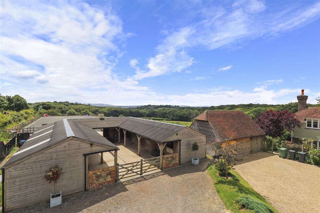 Property photo 3 of 41 Main Stables
