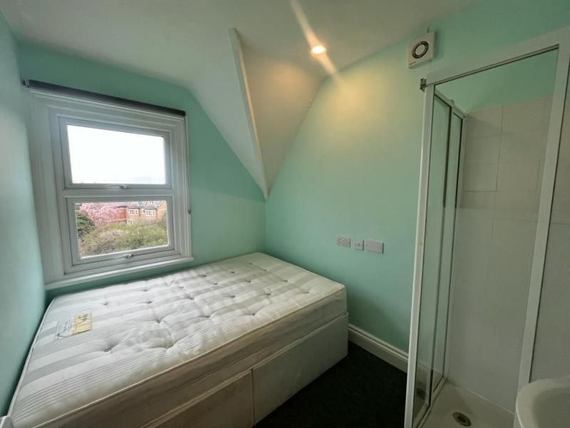 Property photo 3 of 3