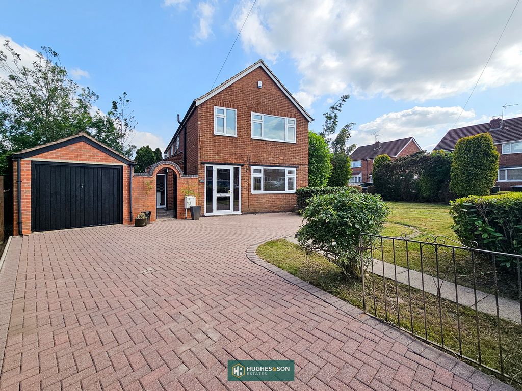 Property photo 2 of 26