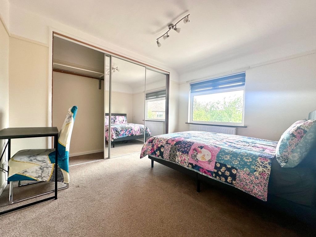 Property photo 1 of 7 View