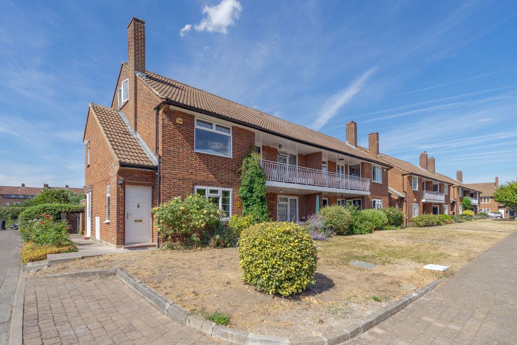 Property photo 1 of 16