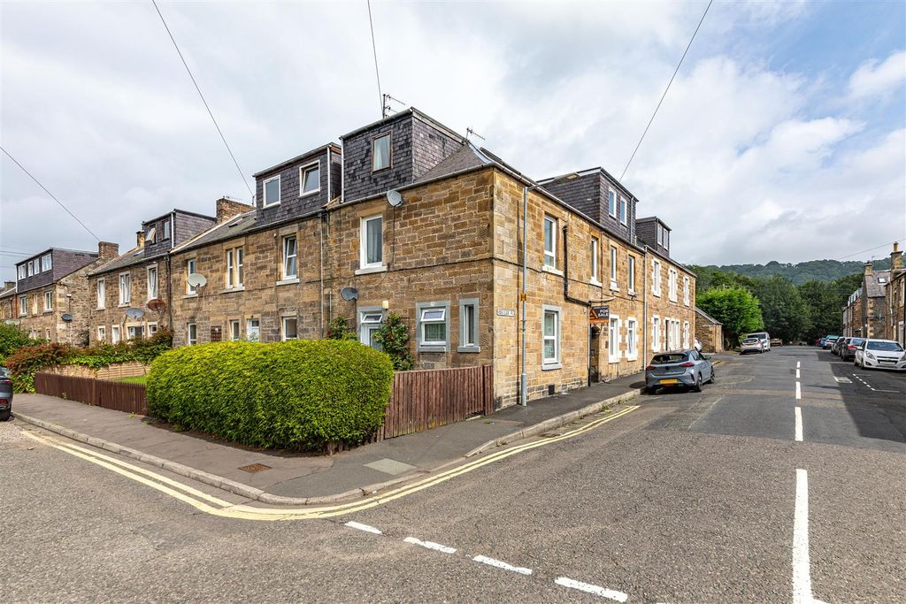 Property photo 1 of 19 9 Douglas Place Galashiels 05.Jpg