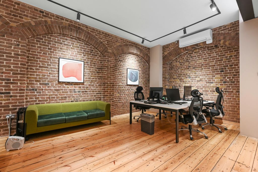 Property photo 1 of 14 Olrib81Aendellstreet24.Jpg