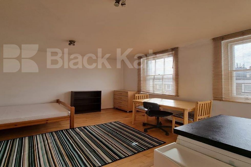 Property photo 2 of 3