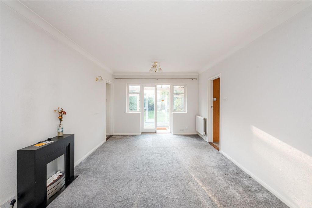 Property photo 2 of 11 Reception Room