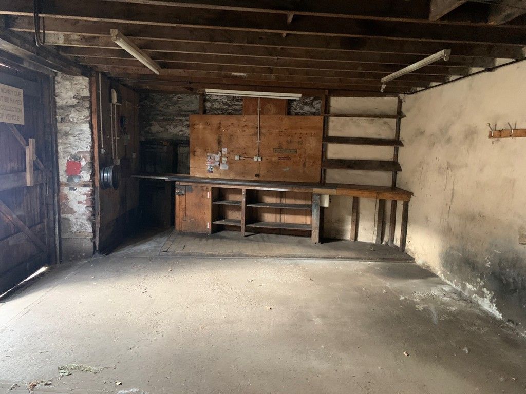 Property photo 3 of 5 Photo 3