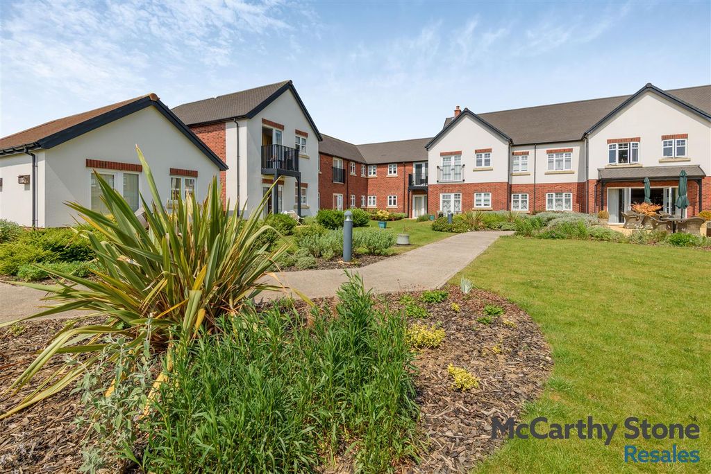 Additional image 21 of 2 bed flat for saleGibson Court, Tattershall Road, Woodhall Spa LN10
