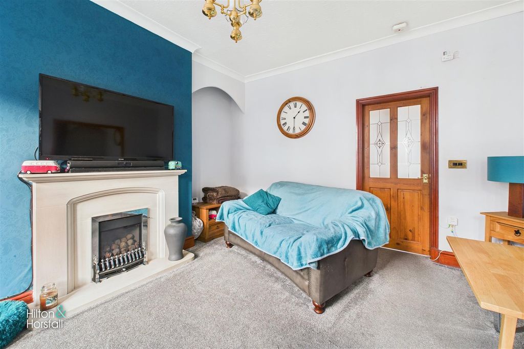 Property photo 3 of 10 Kingsley Street