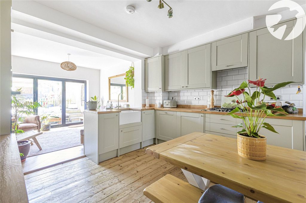 Property photo 1 of 24 Robinson Jackson