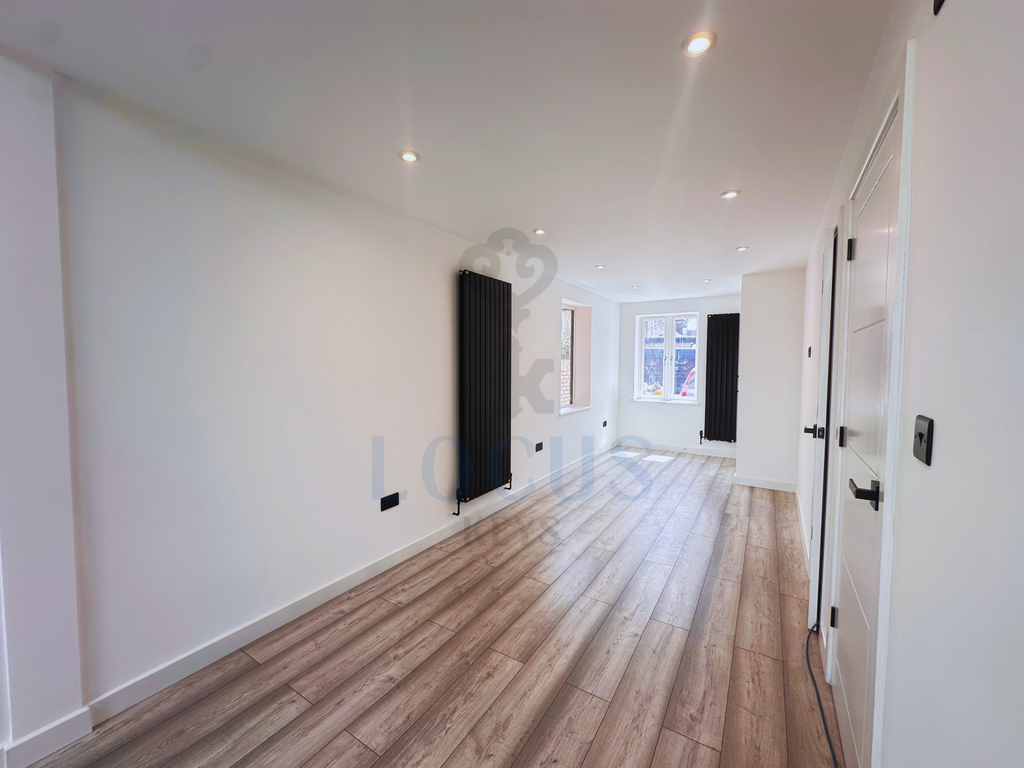 Property photo 3 of 14 Open Living