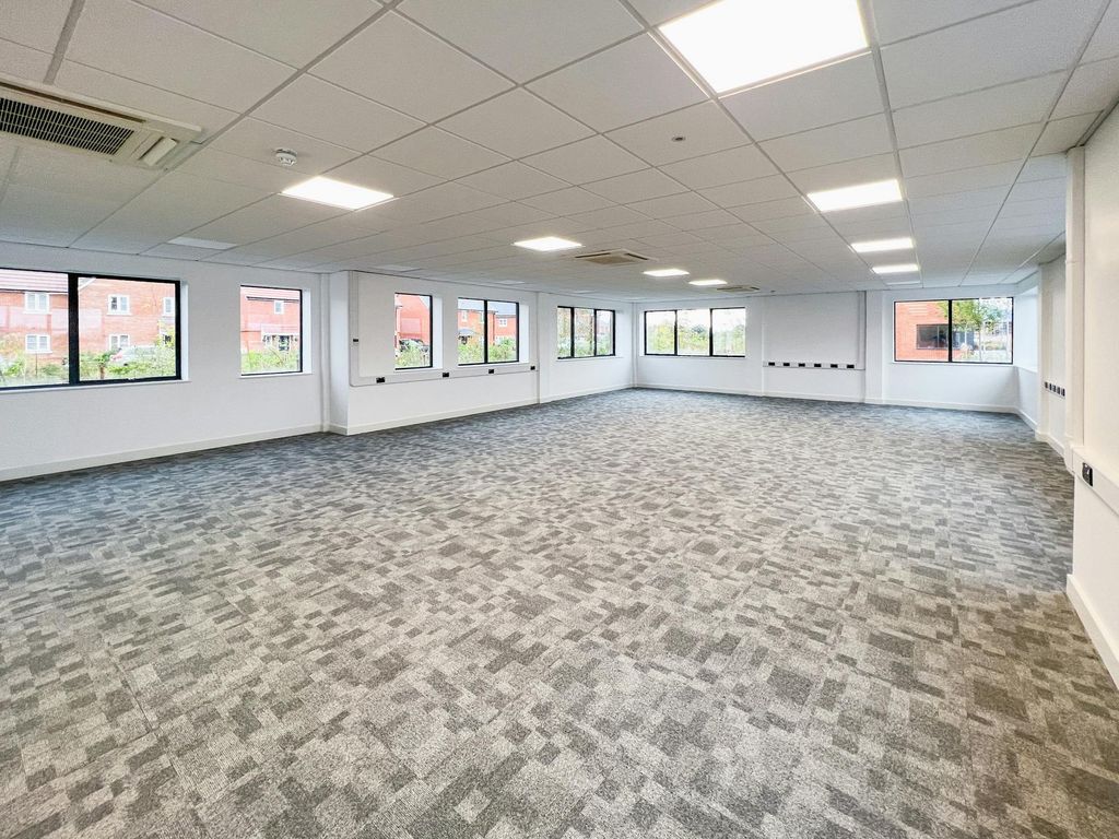 Property photo 3 of 10 1.Jpg