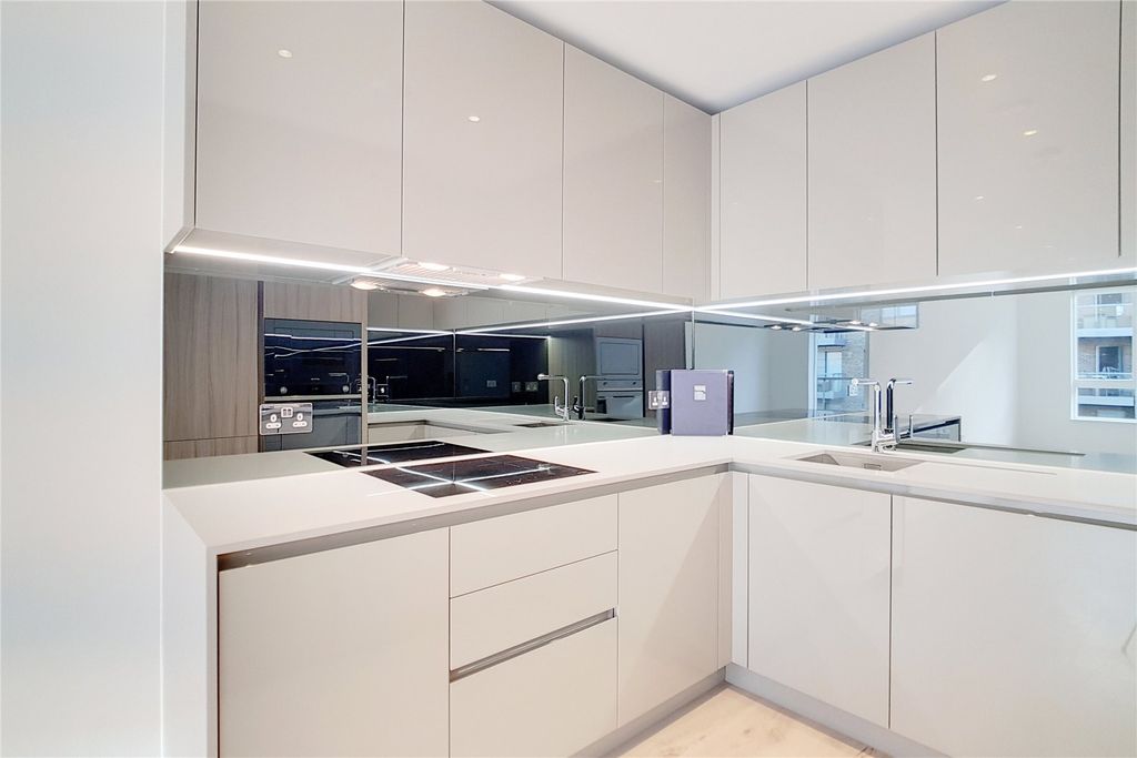 Property photo 2 of 13 Picture No. 08