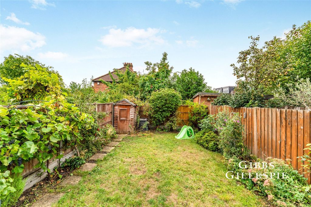 Property photo 3 of 10 Picture No. 04
